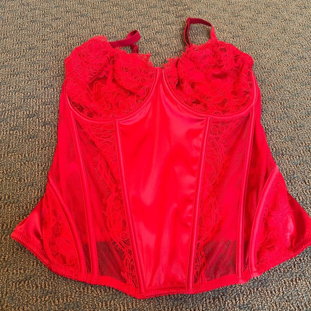 Red Corset - Picture 2 of 7